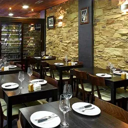 A Pulpeira De Melide - Regional Spanish