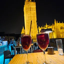 A.R.T. Sky Bar - Bar