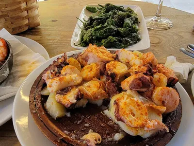 A Taberna de Cunqueiro - Restaurant in A Coruna