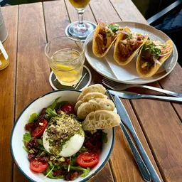 All you eat is love - Restaurant