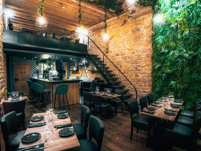 ART Restaurant Lyon - French in Lyon