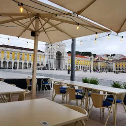 Baía do Peixe - Praça do Comércio - Seafood