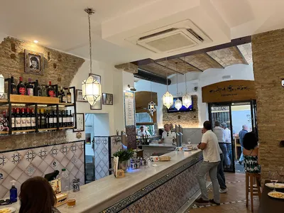 Bar Provincias - Bar in Granada