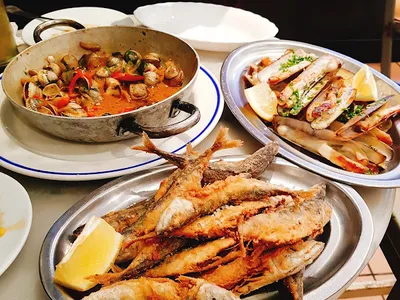 Bodega La Peninsular - Tapas in Barcelona