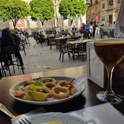 Bodega Santa Cruz Las Columnas - Tapas