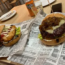 Burger world Bcn(Halal) - American