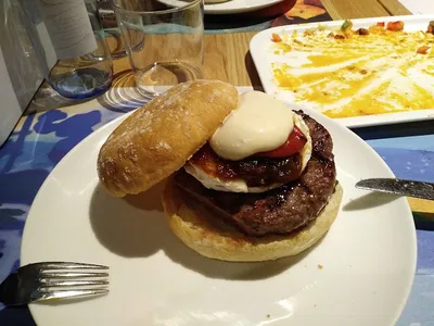 Burgerheim Pamplona - American in Pamplona