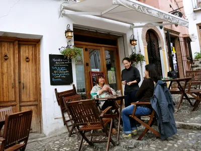 Café 4 Gatos - Café & Brunch in Granada