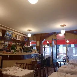 Café du Jura - Bouchon Lyonnais - French