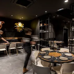 Canalla Bistro by Ricard Camarena - Fusion