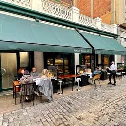 Casa Amàlia - Catalan