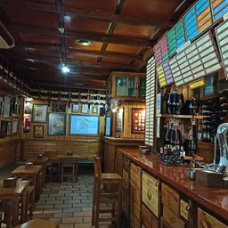 Casa de Vinos La Brujidera - Restaurant