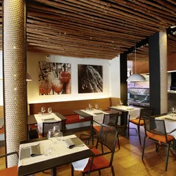 Casa Gallega Avenidas - Mediterranean