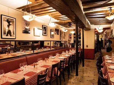 Chez Fernand - French in Paris