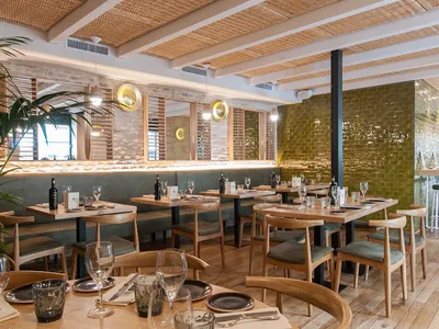 Cinco Jotas Sevilla - Spanish in Seville