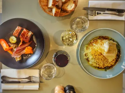 Cinq Mains - French in Lyon