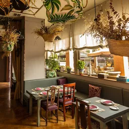 Con Acento RestoBar - Restaurant