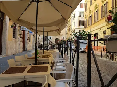 Da Trani Restaurant - Mediterranean in Rome