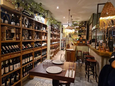 Descorche Málaga D.O.C. - Tapas in Malaga