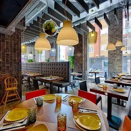 Eh Voilà! Crêpstaurante Casual - Creperie