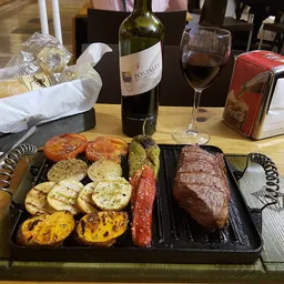 El Farolito Restaurante Asador y Parrilla Argentina en Málaga - Argentinian
