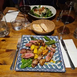 El Mesón de Cervantes - Spanish