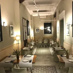 El Pasaje Santa María la Blanca - Mediterranean