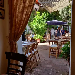 El Patio de Maria - Spanish