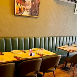 Gurkha Restaurant & Bar-São Bento - Indian