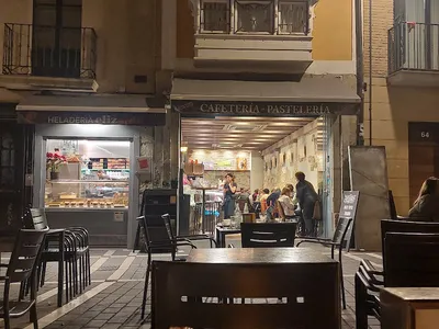 Heladería Elizalde - Café & Brunch in Pamplona