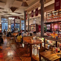 HUNDRED BURGERS - American