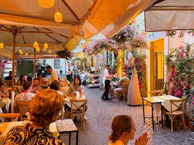 Il Vicolo Nel Corso - Italian in Rome