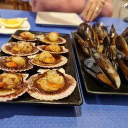 La Batea Mejillonerías - Seafood