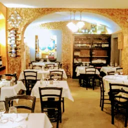La Buchetta Food & Wine Restaurant - Restaurant