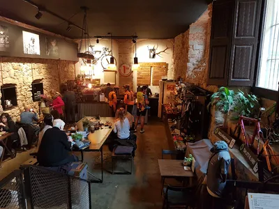 La Fabrica Girona - Café & Brunch in Girona