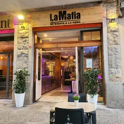La Mafia se sienta a la mesa - Italian