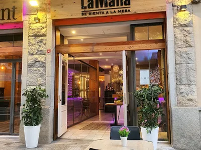 La Mafia se sienta a la mesa - Italian in Girona