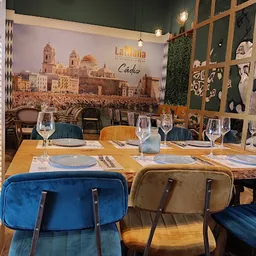 La Mafia se sienta a la mesa - Italian