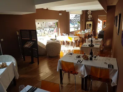 La Moma - Restaurant in Valencia