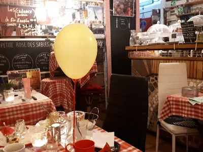 La Petite Rose des Sables - Française in Paris