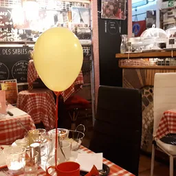 La Petite Rose des Sables - French