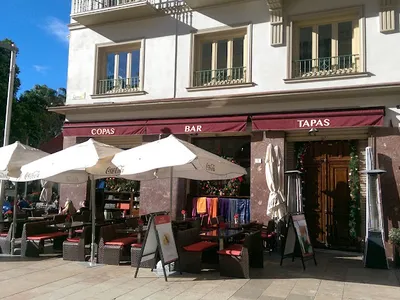 La Plaza Malaga - Calle Alcazabilla - Mediterranean in Malaga