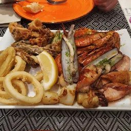 La Taberna Casera. Arrocería y Freiduría. - Mediterranean