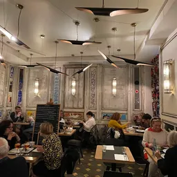 Le Bar des Oiseaux - French