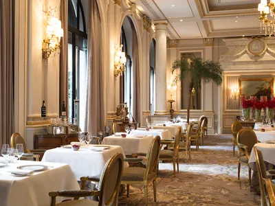Le Cinq - French in Paris