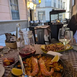 Los Marangós Niño de Guevara - Tapas y Comida Española - Spanish