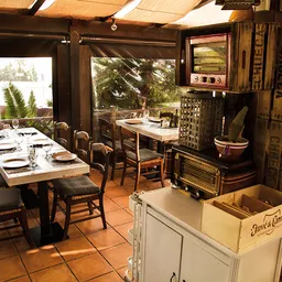 Los Troncos Restaurant - Mediterranean