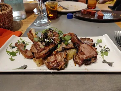 Los Xarmientos. Parrilla Aragonesa. - Grill in Zaragoza