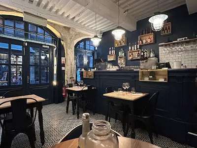 Maison Moly - French in Lyon