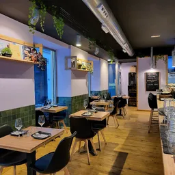 Manaw - Nikkei Bar - Asian